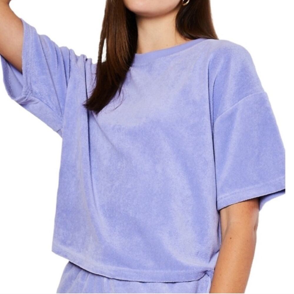New Terry Cloth Purple Short Sleeve Top Size Medium